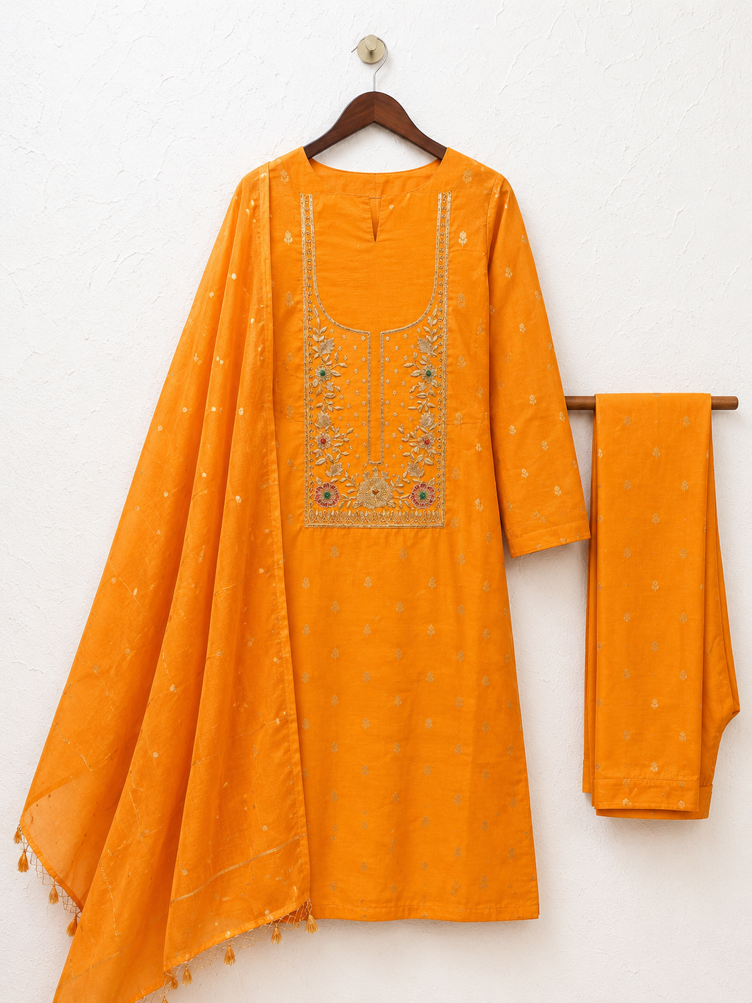 Sunlit Zari Bloom Embroidered Kurta Set