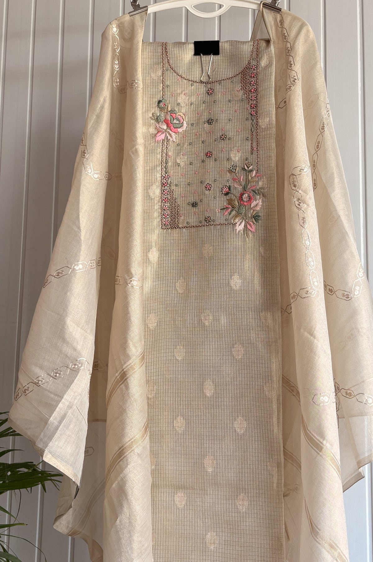 Ivory Bloom Embroidered Silk Unstiched Kurta Set