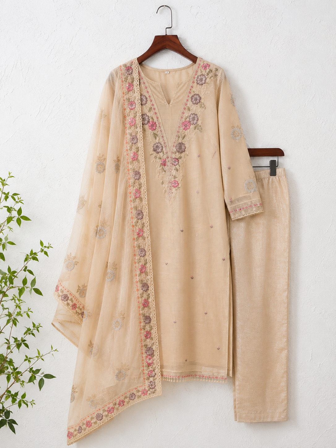 Ivory Bloom Embroidered Unstiched Kurti Set