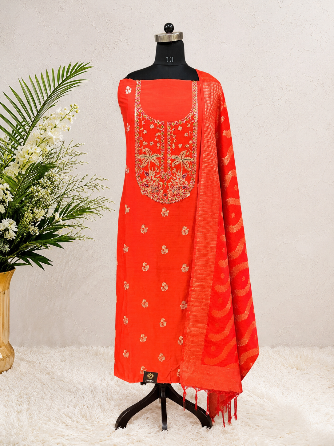 Coral Bloom Embroidered Unstiched Kurta Set