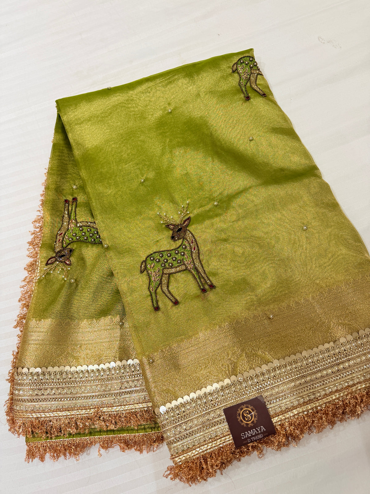 Lime Green Kanjivaram / Banarasi Silk Saree with Traditional Horse Motif & Zari Border