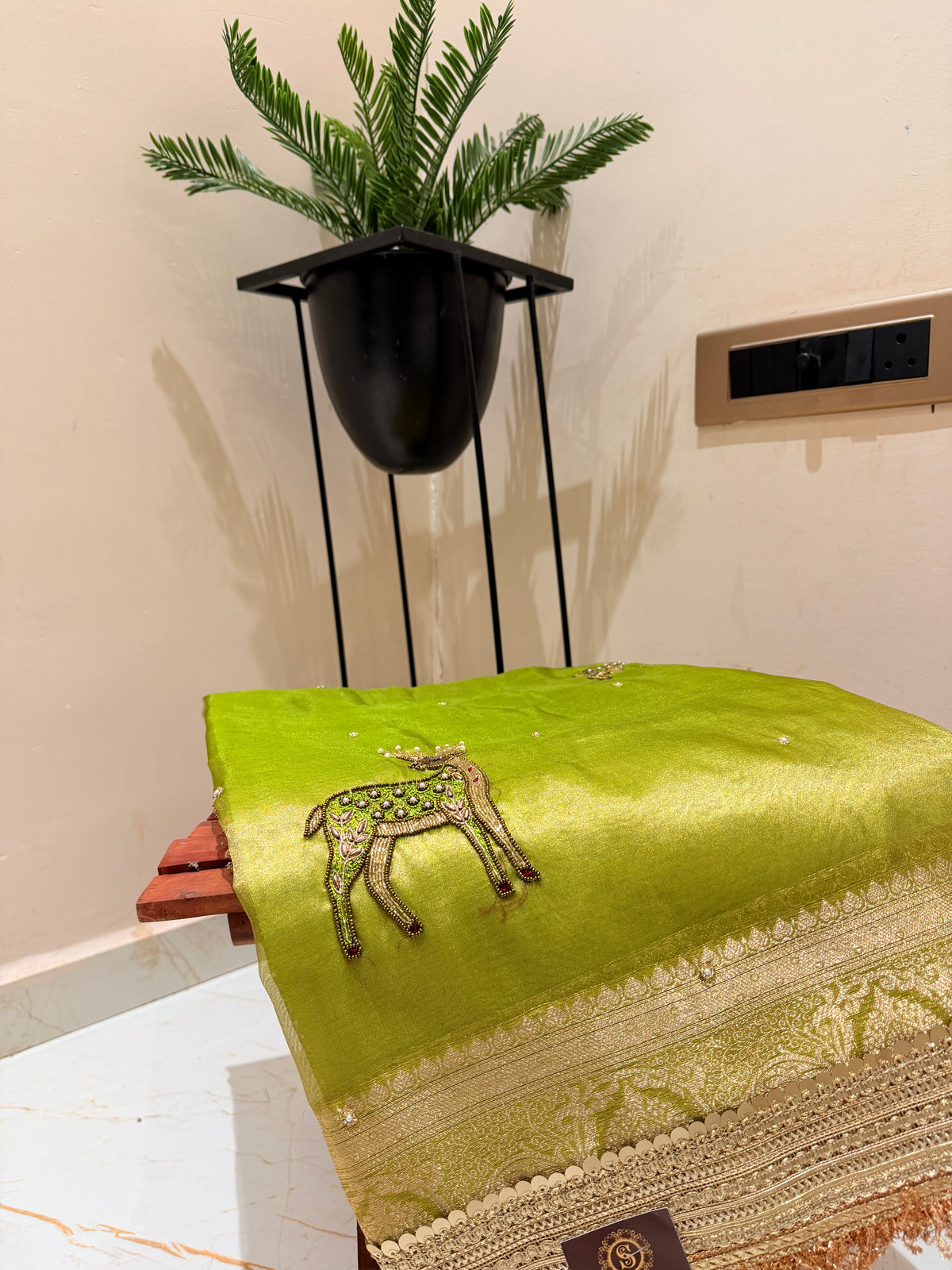Lime Green Kanjivaram / Banarasi Silk Saree with Traditional Horse Motif & Zari Border